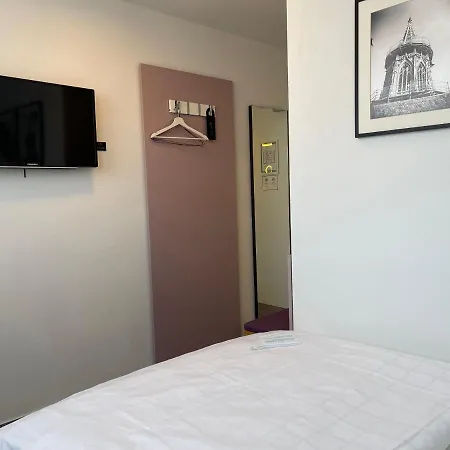 Szálloda Ulmer Muenster 2*