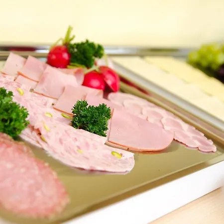 Ulmer Muenster 2* Ulma