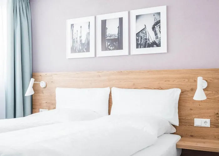 Hotel Ulmer Muenster 2*